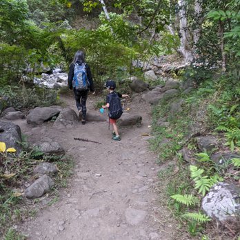 Maui Treasure Hunt - Lovely hike, wonderful guide Andrea. - Hiking Near Me