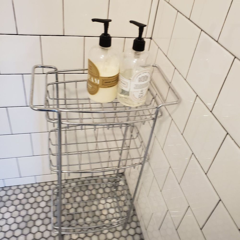 The State Hotel - Large bottles of shampoo and conditioner, better hope the guests before you were clean and didnt uncap these - Hotels Near Me - Seattle, Washington The State Hotel - Large bottles of shampoo and conditioner, better hope the guests before you were clean and didnt uncap these - Hotels Near Me - Seattle, Washington