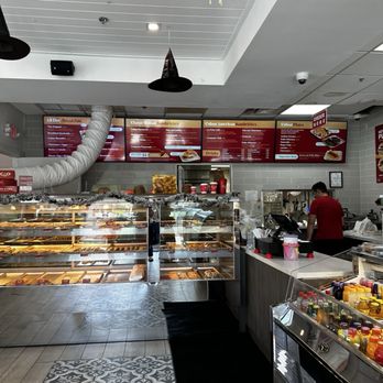 CAO Bakery & Cafe - Inside - Cuban Near Me - Hollywood, Florida CAO Bakery & Cafe - Inside - Cuban Near Me - Hollywood, Florida