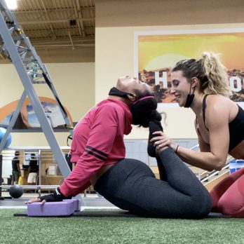 SKEELA STRONG - Working on flexibility with trainer Rebeka of Skeela Strong! - Trainers Near Me SKEELA STRONG - Working on flexibility with trainer Rebeka of Skeela Strong! - Trainers Near Me