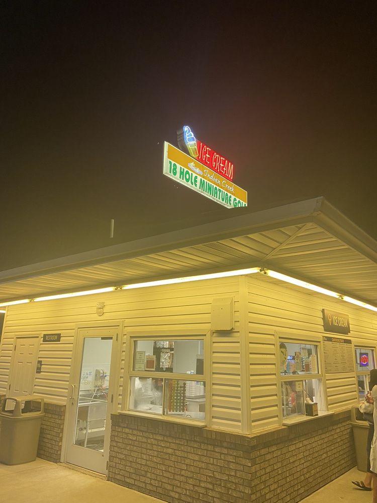 Social spots from Indian Creek Miniature Golf