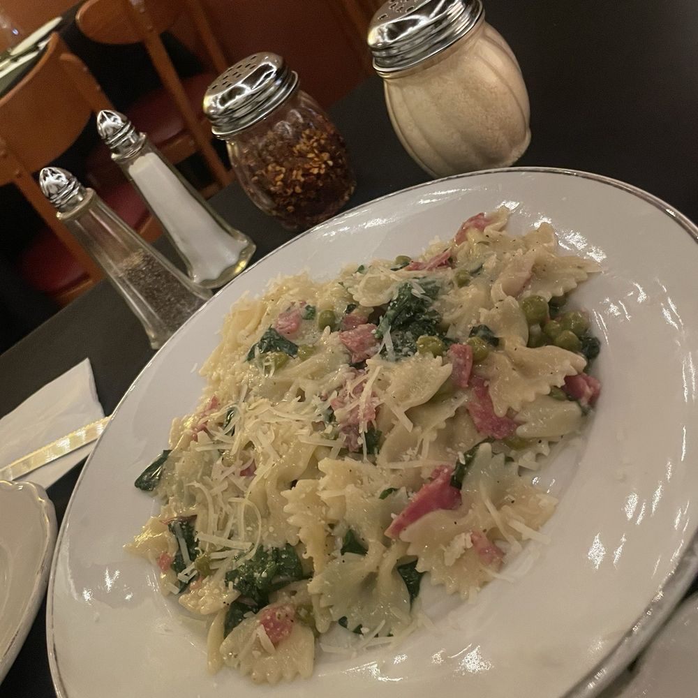 Amadeo's - Farfalle with ham, peas and garlic - Italian Near Me - Baltimore, Maryland