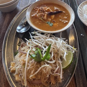 Isarn Thai Soul Kitchen - Isarn Noodles with Coconut Milk - Thai Near Me - Lynnwood, Washington Isarn Thai Soul Kitchen - Isarn Noodles with Coconut Milk - Thai Near Me - Lynnwood, Washington