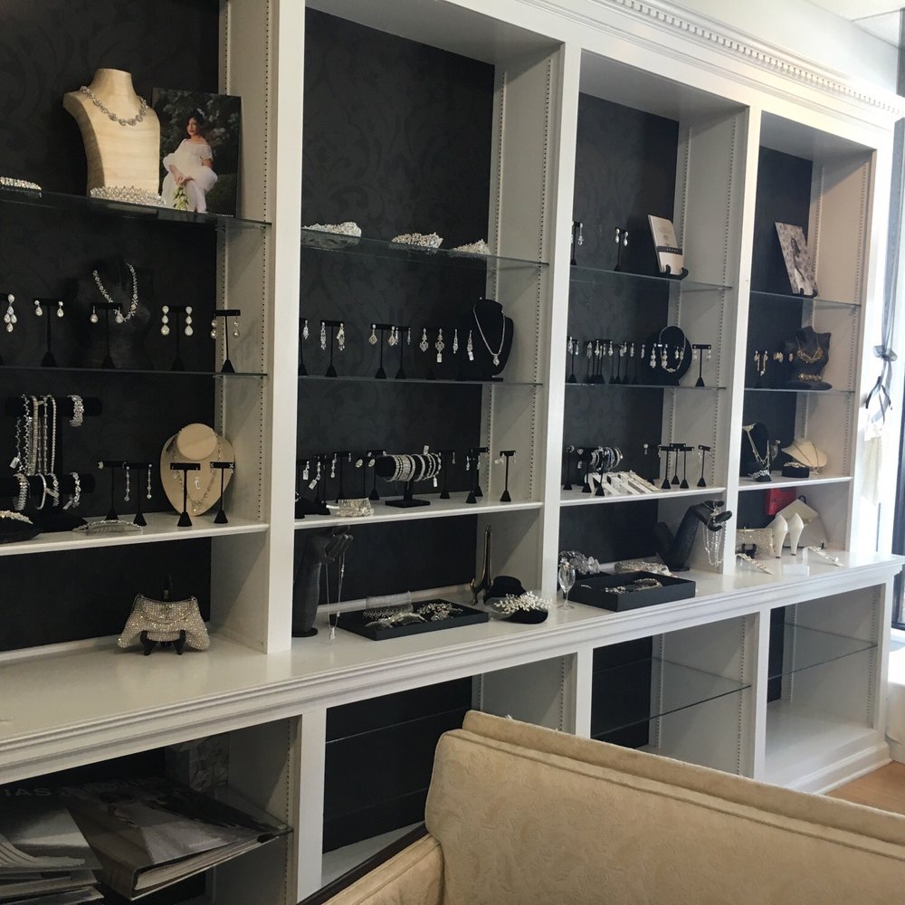 i do... i do... - Accessories! - Bridal Near Me - Morristown, New Jersey i do... i do... - Accessories! - Bridal Near Me - Morristown, New Jersey