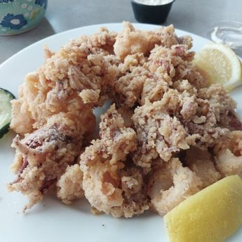 High Tide Grille - Calamari of your dreams. Trust me. - American Near Me - Long Beach, Washington