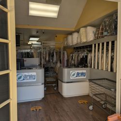 Braley Cleaners of Bonita - Clean and fully stocked dry cleaners! They are always full of ready for pickup clothing!