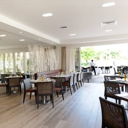 Le Provençal Golf & Café - Salle intérieure