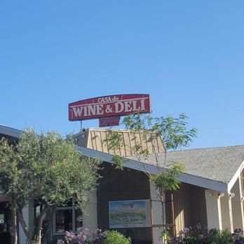 Casa de Fruta - Fruits & Veggies Near Me - Hollister, California