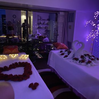Mia Thai Massage - Decorations for my boyfriends surprise massage - Massage Near Me - Honolulu, Hawaii Mia Thai Massage - Decorations for my boyfriends surprise massage - Massage Near Me - Honolulu, Hawaii