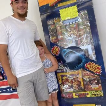 Lynn’s Fireworks - Raffle Winner!!!! - Fireworks Near Me - Indianapolis, Indiana Lynn’s Fireworks - Raffle Winner!!!! - Fireworks Near Me - Indianapolis, Indiana