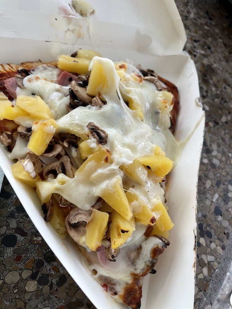 Parry's Pizzaria & Restaurant