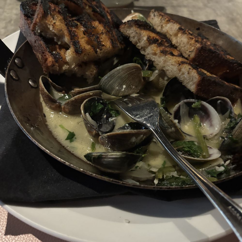 First & Last - "ROBB'S CLAMS 28 fennel, french sauv blanc, herbs, butter, chilis, more herbs, grilled bread" - Italian Near Me - Phoenix, Arizona