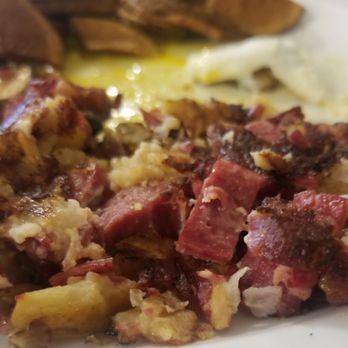 B S Coffee Shop - Corned beef and hash - Breakfast & Brunch Near Me - Clovis, California