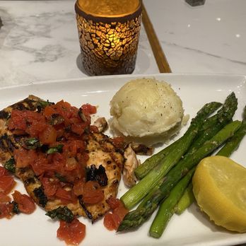 Quattro Caffe - Italian Near Me - Costa Mesa, California