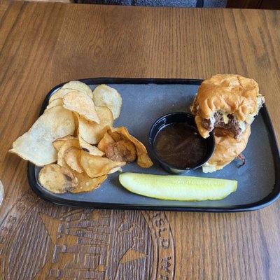 Revere's Wells Street Tavern by null