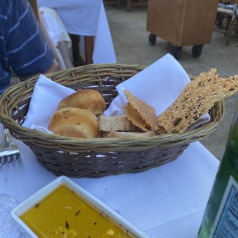 The Stonehouse Restaurant - Bread good: cheese crackers bomb - New American Near Me - Santa Barbara, California