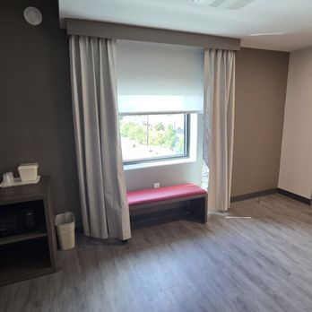 Comfort Suites - Room 429 - Hotels Near Me - Fort Myers, Florida Comfort Suites - Room 429 - Hotels Near Me - Fort Myers, Florida