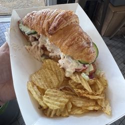 Chicken salad sammich!
