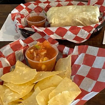 Pelon's Baja Grill - Reg Chips & Salsa and Unemployed Surfer Burrito - Mexican Near Me - Virginia Beach, Virginia Pelon's Baja Grill - Reg Chips & Salsa and Unemployed Surfer Burrito - Mexican Near Me - Virginia Beach, Virginia