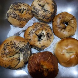 Mikey Bagels - ABSOLUTELY THE BEST MONEY CAN BUY ANYWHERE !!!!!!!