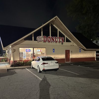 Tip Top Donuts by null