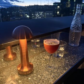 Altitude Sky Lounge - Lounges Near Me - Seattle, Washington