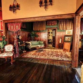 Savage Territory Gallery - The Parlor in Midland Hotel Green River, Utah - Art Galleries Near Me - Green River, Utah Savage Territory Gallery - The Parlor in Midland Hotel Green River, Utah - Art Galleries Near Me - Green River, Utah