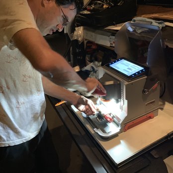 SOCAL Locksmith La Jolla - Ron making a spare key! - Keys & Locksmiths Near Me - San Diego, California SOCAL Locksmith La Jolla - Ron making a spare key! - Keys & Locksmiths Near Me - San Diego, California