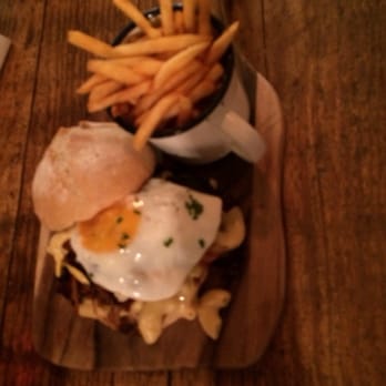 Urban Standard - Pulled pork, macaroni cheese and a fried egg!?! Omg!!!! - Bars Near Me - Bristol, BST