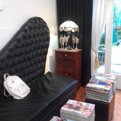 Home Boutique de Peinados - Mientras  esperas