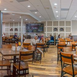 Panoramic view of the dining area.
