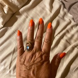 Enchante Cottage Spa & Nails - Manicure - Acrylic Nails