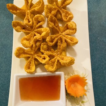 Thai Nakonping Restaurant - Crab Rangoon - Thai Near Me - North Conway, New Hampshire Thai Nakonping Restaurant - Crab Rangoon - Thai Near Me - North Conway, New Hampshire