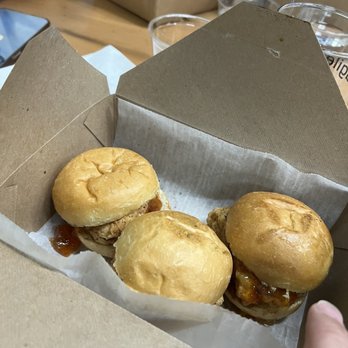 Agile Brewing - Chicken sliders - Breweries Near Me - Baton Rouge, Louisiana