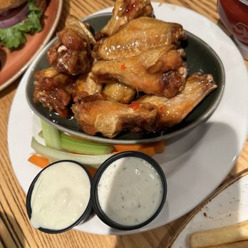 Pearl City Hops - Wings with ranch and blue cheese dressing. Sauce is sweet chili sauce. - Bars Near Me - Jamestown, New York Pearl City Hops - Wings with ranch and blue cheese dressing. Sauce is sweet chili sauce. - Bars Near Me - Jamestown, New York