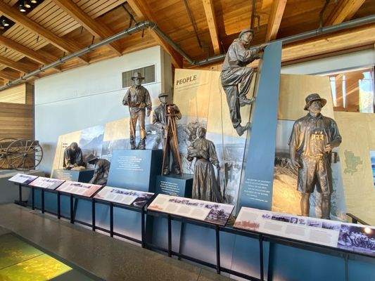 Craig Thomas Discovery and Visitor Center by null