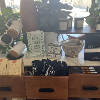 RightMealz Healthy Eatery - Selfcare items for sale - Cafes Near Me - Long Beach, California RightMealz Healthy Eatery - Selfcare items for sale - Cafes Near Me - Long Beach, California