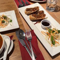 Thai Spice - Duck rolls, and soup