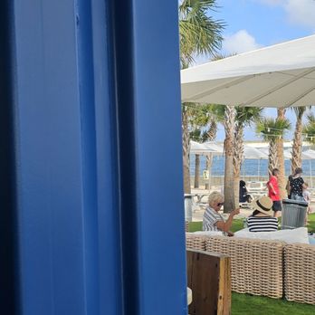 The Gulf - Beach vibes with obstruction (my bad). View is amazing! - Burgers Near Me - Orange Beach, Alabama