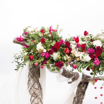 Unique Floral Designs - Floral Designers Near Me - Simi Valley, California Unique Floral Designs - Floral Designers Near Me - Simi Valley, California