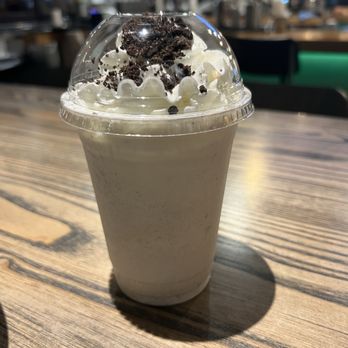 Hopdoddy Burger Bar - Cookies n crème shake - Burgers Near Me - Richmond, Texas