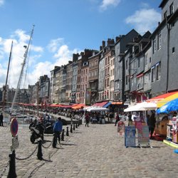 Grant Travel Services - Charming Cafe's in Honfleur France