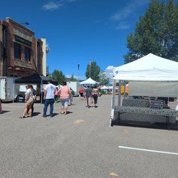Edwards Farmers Market - We came late.