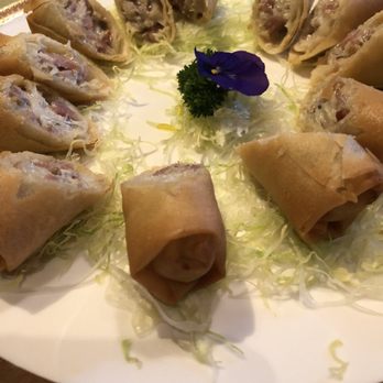 唐閣 - Egg rolls with bacon and seafood - Cantonese Near Me - Hong Kong, HK