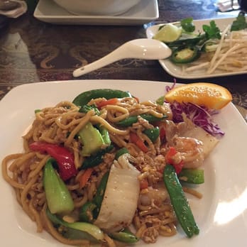 Thai Sawatdee - Egg noodles with shrimp and a combo pho - Thai Near Me - Winston-Salem, North Carolina Thai Sawatdee - Egg noodles with shrimp and a combo pho - Thai Near Me - Winston-Salem, North Carolina