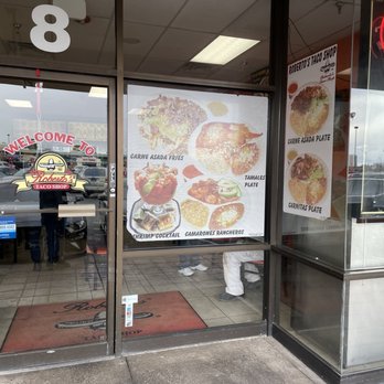 Roberto's Taco Shop - Front entrance - Fast Food Near Me - Las Vegas, Nevada Roberto's Taco Shop - Front entrance - Fast Food Near Me - Las Vegas, Nevada