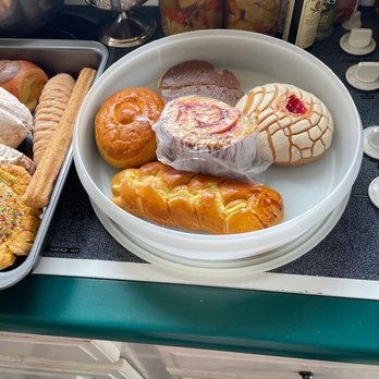 Panaderia Jazmin - Bakeries Near Me - Pittsburgh, Pennsylvania