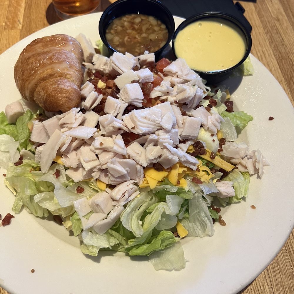 Copper River Grill - Copper River Salad - American Near Me - Boiling Springs, South Carolina