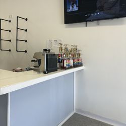 Luxe 38 Cafe & Lounge