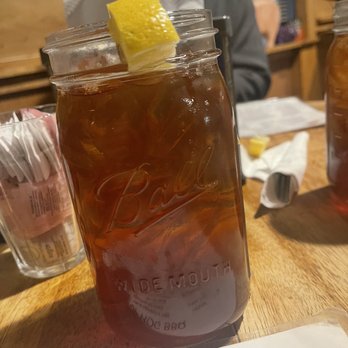Top Hog - Sweet Tea - Barbeque Near Me - Gallatin, Tennessee Top Hog - Sweet Tea - Barbeque Near Me - Gallatin, Tennessee